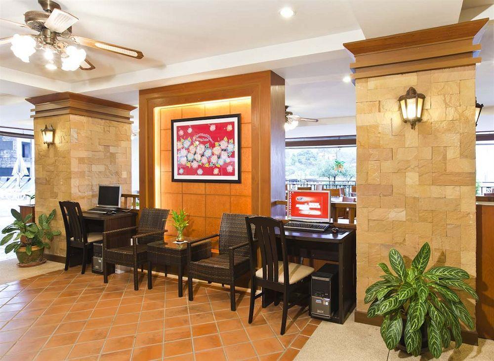 Patong Jiraporn Hill Resort מראה חיצוני תמונה