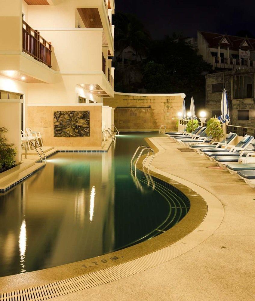 Patong Jiraporn Hill Resort מראה חיצוני תמונה