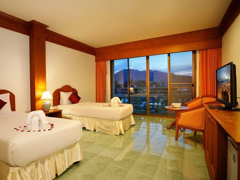 Patong Jiraporn Hill Resort מראה חיצוני תמונה