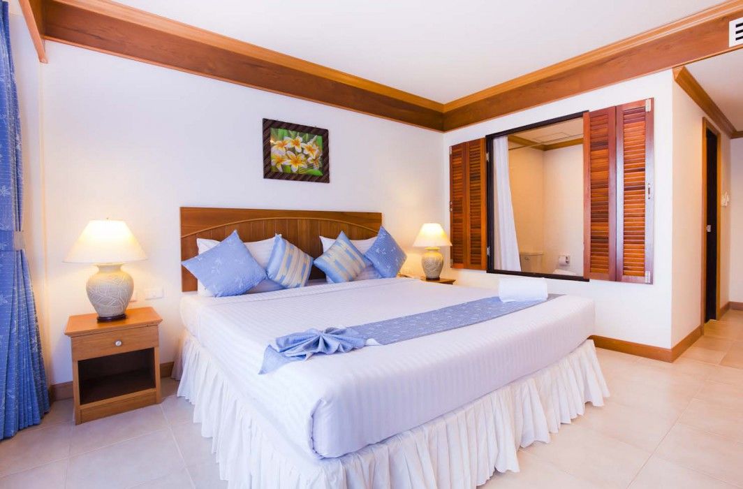 Patong Jiraporn Hill Resort מראה חיצוני תמונה